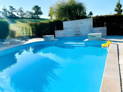 Location maison avec piscine dans l' Aveyron